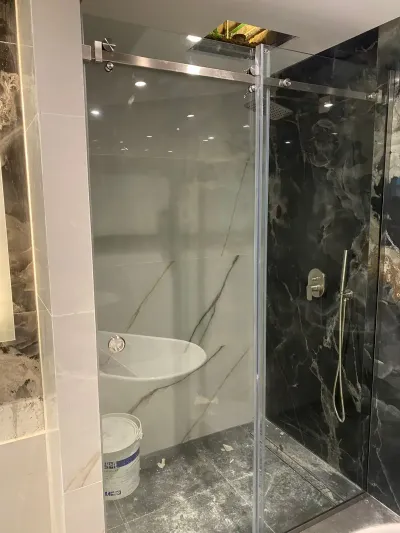 Glass installation by Qala Aluminium in Dubai