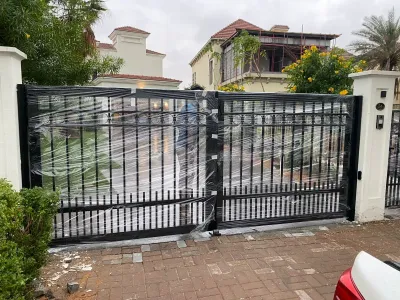 Custom metal gate fabricated by Qala Aluminium, Dubai