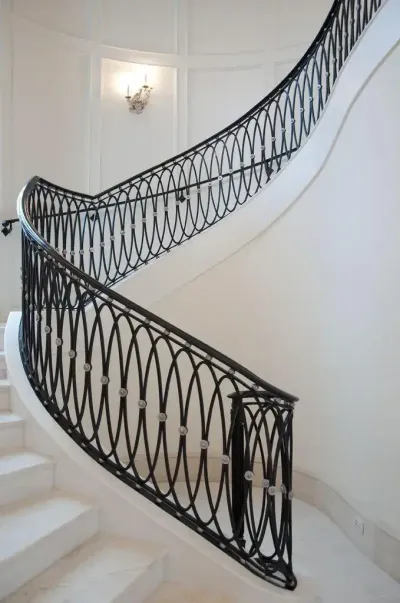 Staircase railing fabricated by Qala Aluminium, Dubai