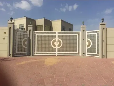 Custom metal gate fabricated by Qala Aluminium, Dubai